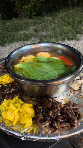 Ummi Steamboat & Grill