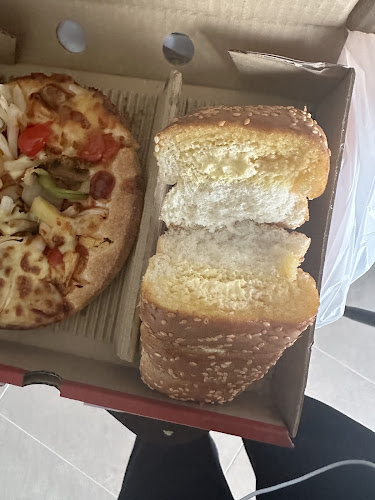 Comentarii opinii despre Pizza Hut Delivery Damansara Perdana