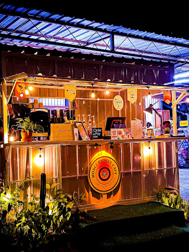 Moaci Street Cafe