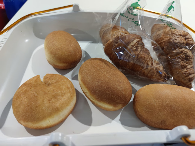 Baker's Cottage Rampai - Gastronomi dan perhotelan