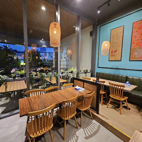 Comentarii opinii despre Q Bistro Bandar Sri Permaisuri