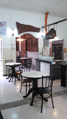 Comentarii opinii despre Olive Baker