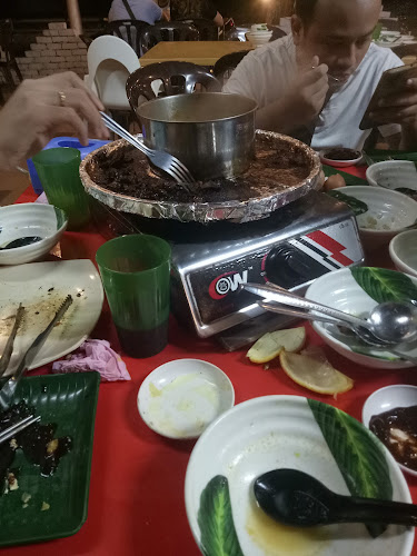 Ummi Steamboat & Grill - Gastronomi dan perhotelan