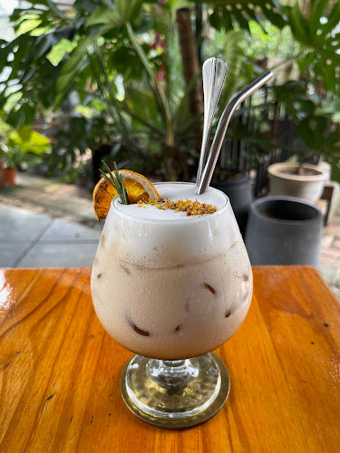 Opinii despre Fika Farmhouse în Iskandar Puteri - Gastronomi dan perhotelan