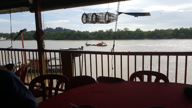 Qun Hua Kuala Selangor Seafood Restaurant - Gastronomi dan perhotelan