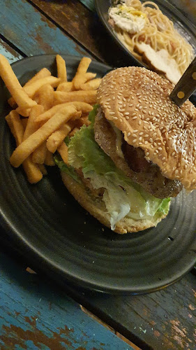 Porkie's By Flavours - Gastronomi dan perhotelan