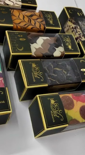 Khadijah - kek lapis sarawak premium - Shah Alam