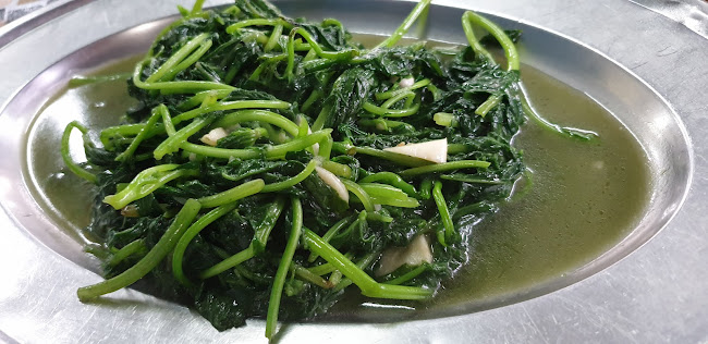 Opinii despre Restoran Chat Sook 冷气七叔玲珑饭店 în Lenggong - Gastronomi dan perhotelan