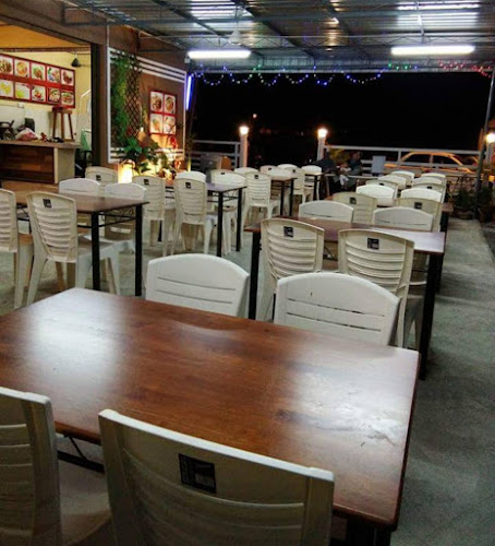 Opinii despre Street Cafe în Permatang Pauh - Gastronomi dan perhotelan