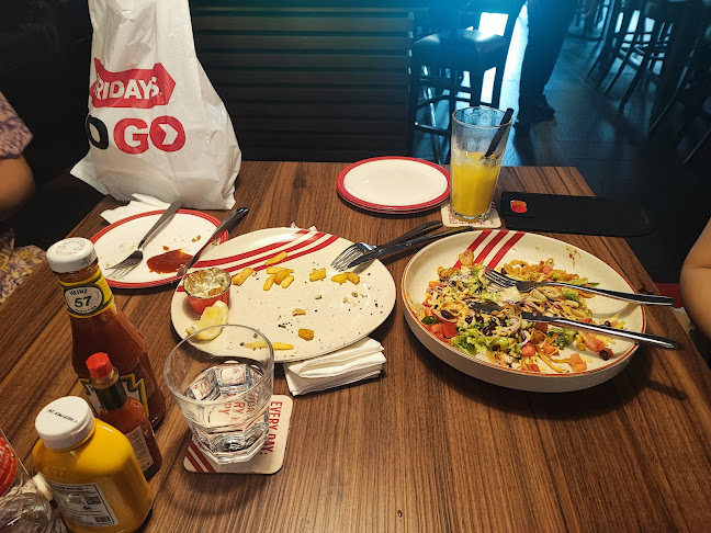 Comentarii opinii despre TGI Fridays | 1 Utama • Old Wing