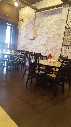 Comentarii opinii despre Y Food Box Restaurant (Sitiawan) Sdn Bhd