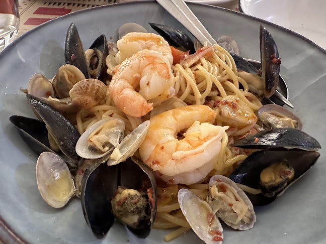 Comentarii opinii despre Kafe Bistro Two Frenchies