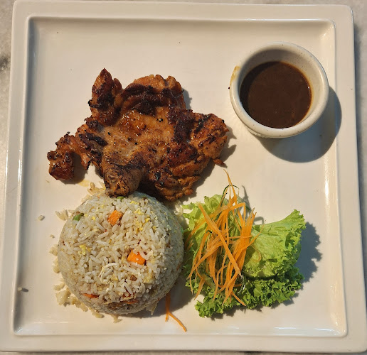 Village Grill - Gastronomi dan perhotelan