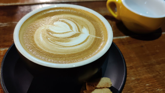 Opinii despre October Coffee Gaya în Kota Kinabalu - Gastronomi dan perhotelan