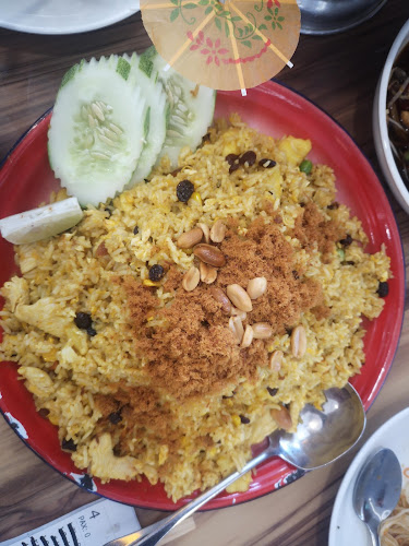 Little Thai Kuching - Gastronomi dan perhotelan