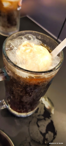 Comentarii opinii despre A&W Inanam