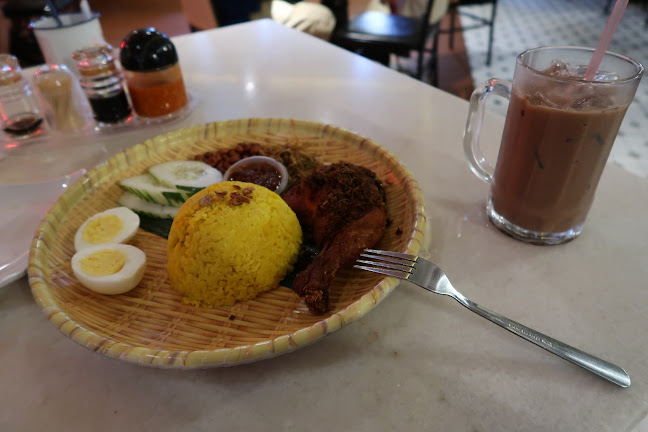 Comentarii opinii despre Kopi Ping Cafe @ Sutera Avenue