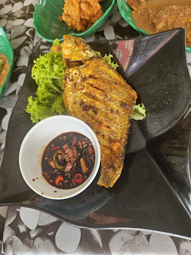 DJ Snow Wash, Kampung Batu Berdinding, 33400 Lenggong, Perak