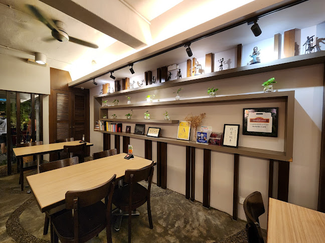 Comentarii opinii despre Botanist Cafe