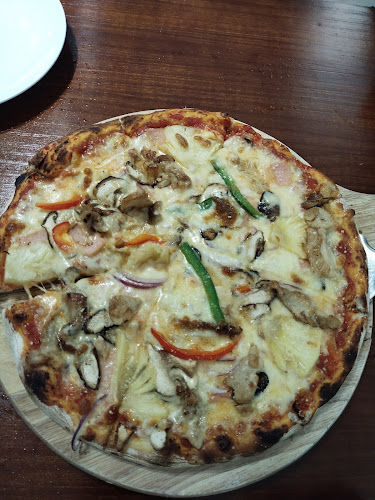 London Cafe & Bistro - Sibu