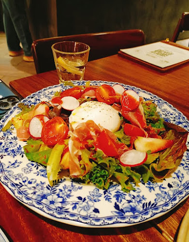 406 - 408 & 429 - 430, Level 4, Menara Berkembar Petronas, Kuala Lumpur City Centre, 50088 Kuala Lumpur, Wilayah Persekutuan Kuala Lumpur