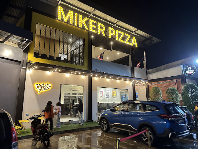 Miker Pizza Tambun - Gastronomi dan perhotelan