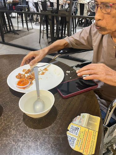 SERAPI FOOD VILLAGE @ SGH