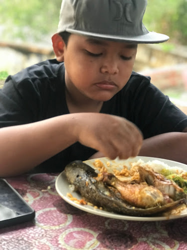 Gerai Kiosk, Jalan Swee Lee, 34350 Kuala Kurau, Perak