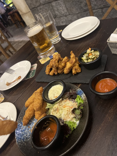 Opinii despre Corner 61 în Skudai - Gastronomi dan perhotelan