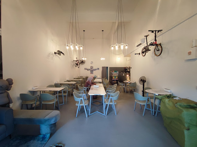 Kofe & Speda Sri Andalas (Authentic Chinese Muslim Cuisine By Cheras Flat Fish Head Noodle 蕉赖四楼鱼头米) - Gastronomi dan perhotelan