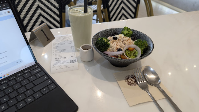 TAKA Patisserie Miri - Gastronomi dan perhotelan