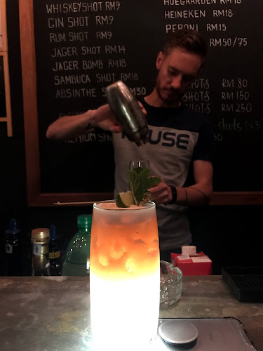 Cocktails & Shots - George Town