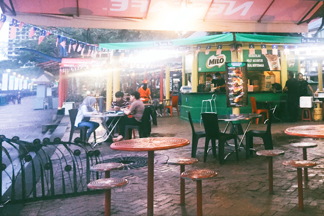 Opinii despre The Meeting Point în Kuching - Gastronomi dan perhotelan