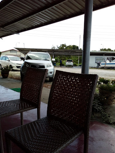 Opinii despre Gimi Ngau Chap(Tong Garden) în Labuan - Gastronomi dan perhotelan