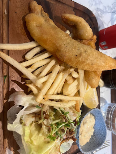 Opinii despre Naj & Belle Cafe Bangsar în Kuala Lumpur - Gastronomi dan perhotelan