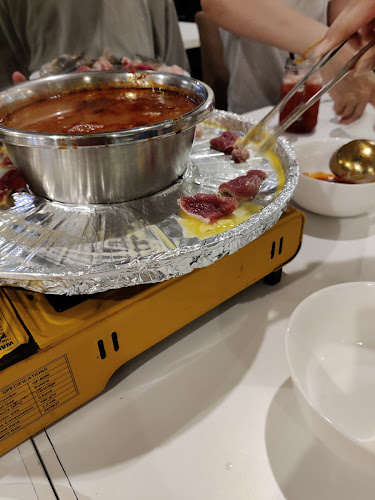 Mummy Steambot - Gastronomi dan perhotelan