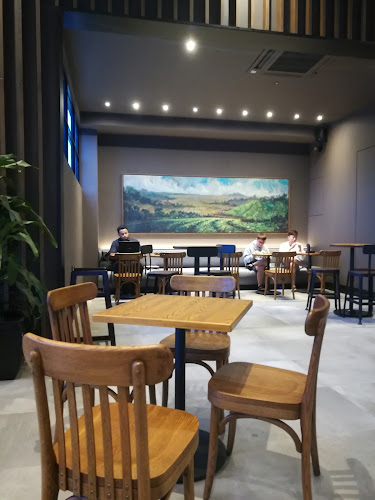 Comentarii opinii despre Starbucks Amanjaya DT