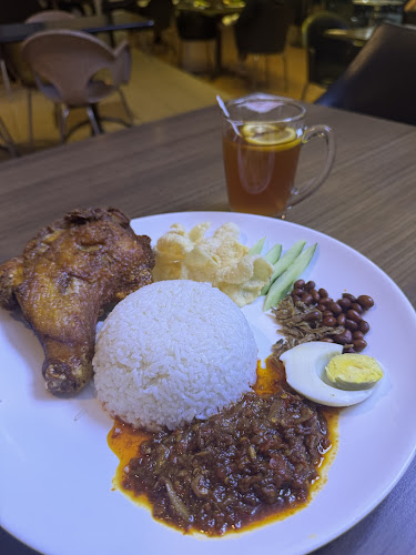 Opinii despre MJ Café & Restaurant în Petaling Jaya - Gastronomi dan perhotelan