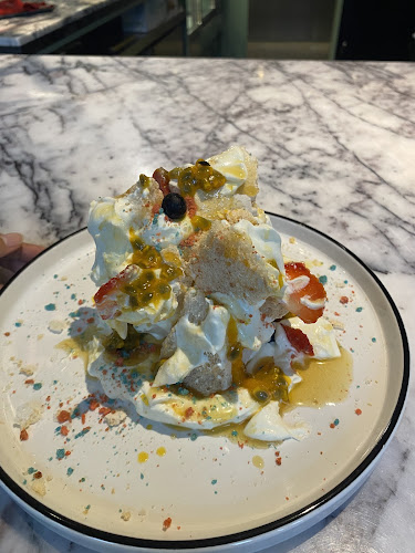 Comentarii opinii despre Naj & Belle Cafe Bangsar