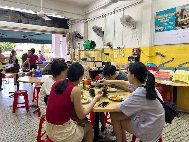 Kam Long Ah Zai Curry Fish Head - Johor Bahru
