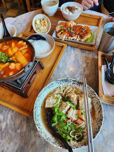 Taiwan KoChaBi - Gastronomi dan perhotelan