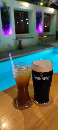 Comentarii opinii despre The Rabbit Hole