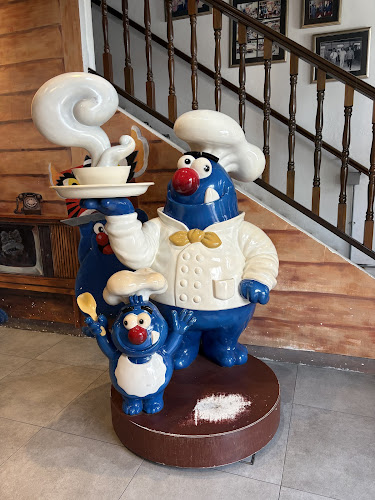 Comentarii opinii despre Mamee Jonker House