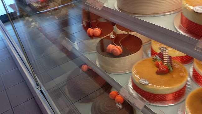 Opinii despre Kedai Kek Berry în Subang Jaya - Gastronomi dan perhotelan