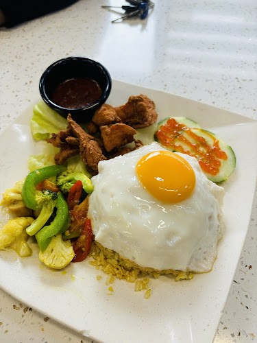 Opinii despre ISLAMIC RESTAURANT & HOTEL în Kota Kinabalu - Gastronomi dan perhotelan