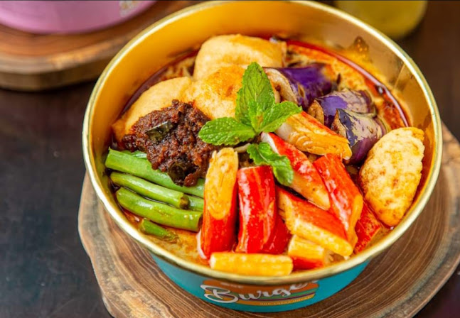 Comentarii opinii despre One Burger#one laksa house Panorama