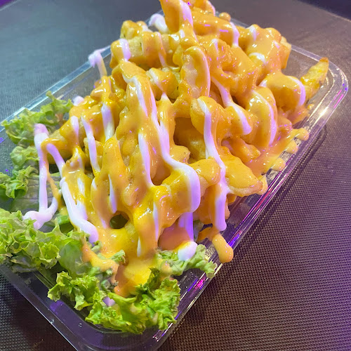 PORT LEPAK CAFE - Gastronomi dan perhotelan