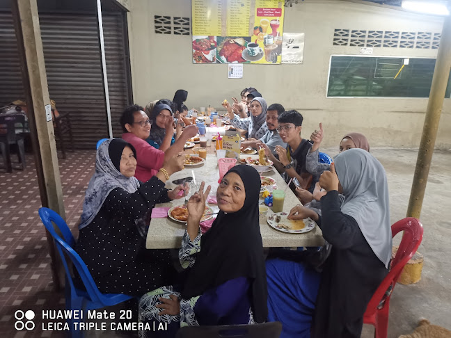 Opinii despre Kak Nor Mee Udang Kuala Sepetang Original în Kuala Sepetang - Gastronomi dan perhotelan