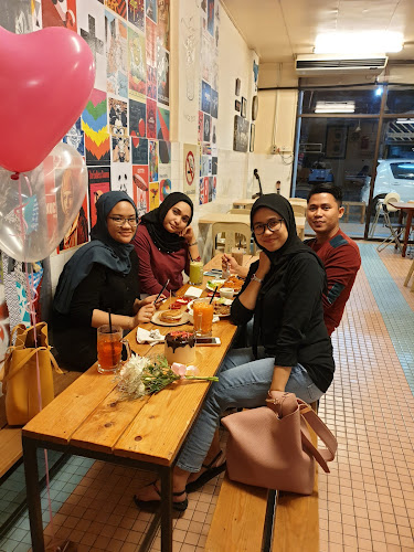 burgerak - Gastronomi dan perhotelan