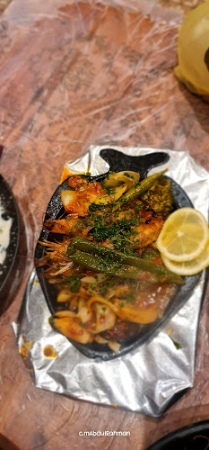 La Familia Restaurant - Gastronomi dan perhotelan